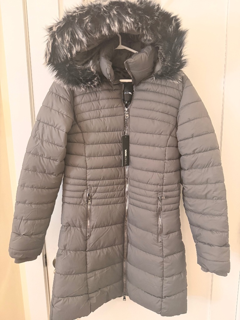 Fashion Nova Hooded Winter Jacket